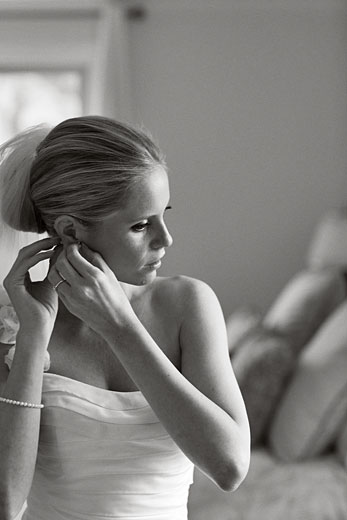 preparation photography of the bride, Montreal wedding photography