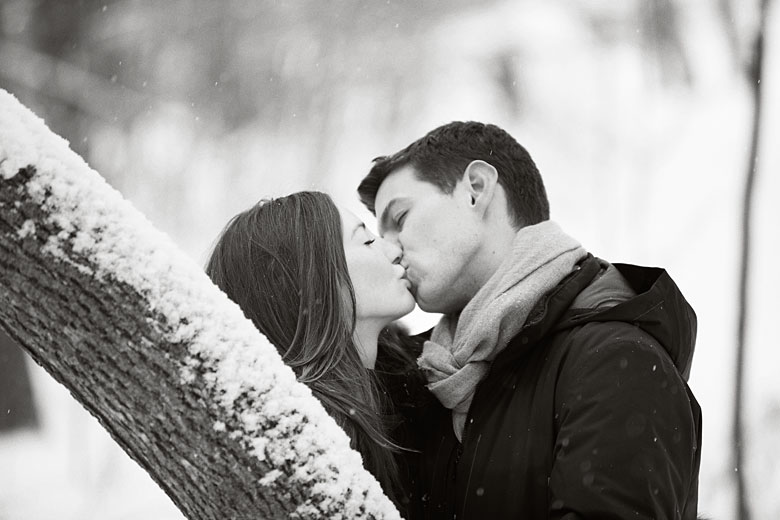 romantic photo-shoot in Montreal by Vadim Daniel Photographer, black and white