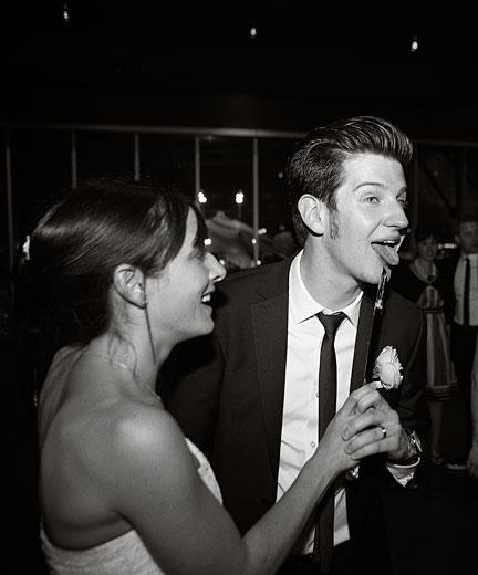 wedding cake ceremony