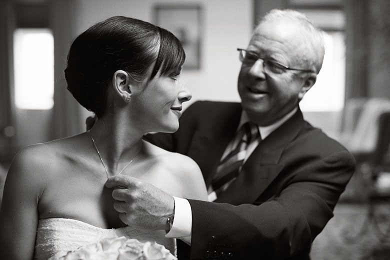 dad helping his doughtier on the wedding day, Montreal wedding