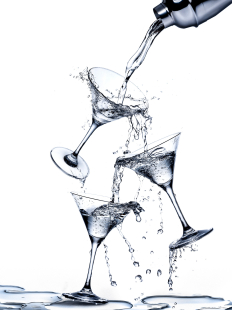 commercial studio photography in Montreal, studio product photography, splash photography