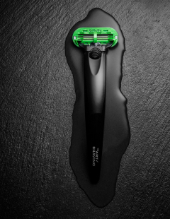studio product photography, shaving product, blade, razor,
