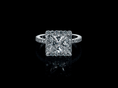 Montreal Studio Product Photography / Jewelry Photography in Montreal