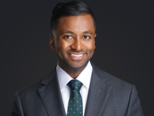 Montreal headshots photography for real estate agents