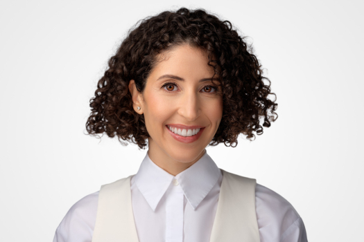 Professional studio headshot and portrait of a confident woman by Montreal photographer Vadim Daniel