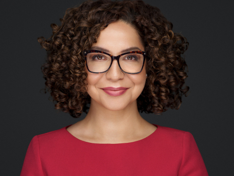 Professional business headshot of a woman photographed in studio by Montreal photographer Vadim Daniel