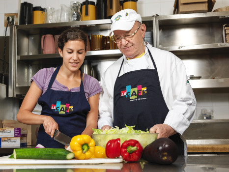 volunteer at le caffee, Montreal