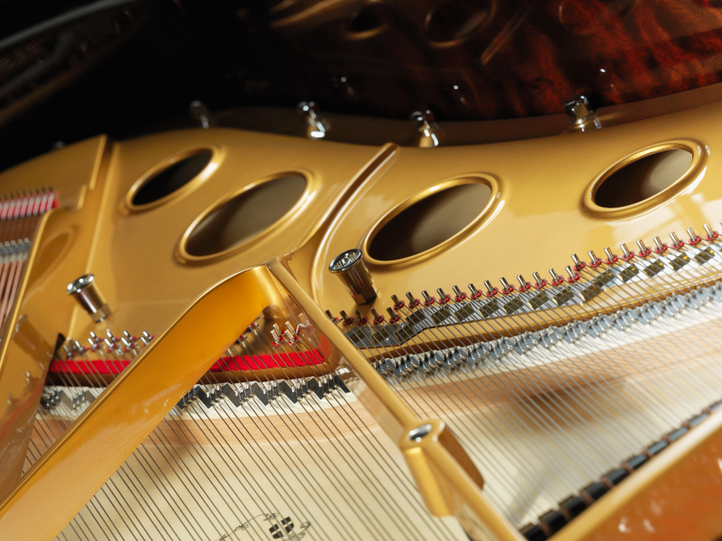 drand piano product photography by Montreal photographer Vadim Daniel