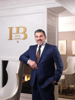 Montreal portrait photographer Birks Hotel Hotelier magazine