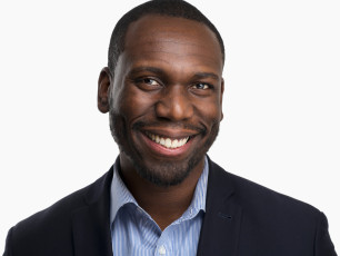 Montreal best headshots photographer