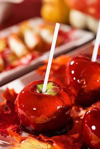 apple in caramel
