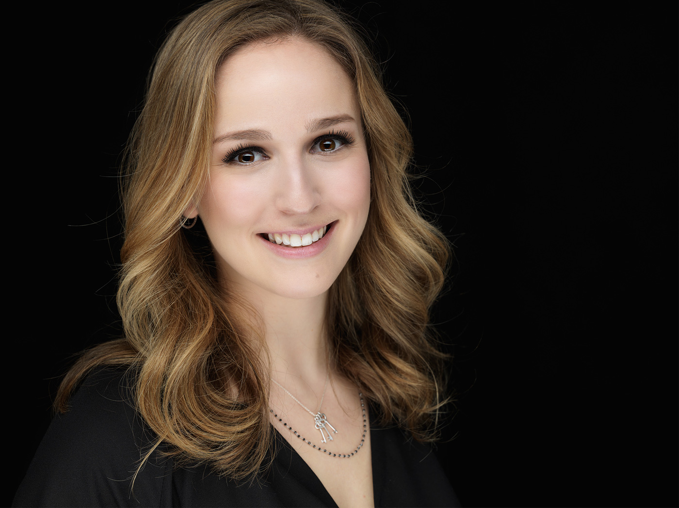 real-estate agent headshot Montreal Canada by Vadim Daniel Photography