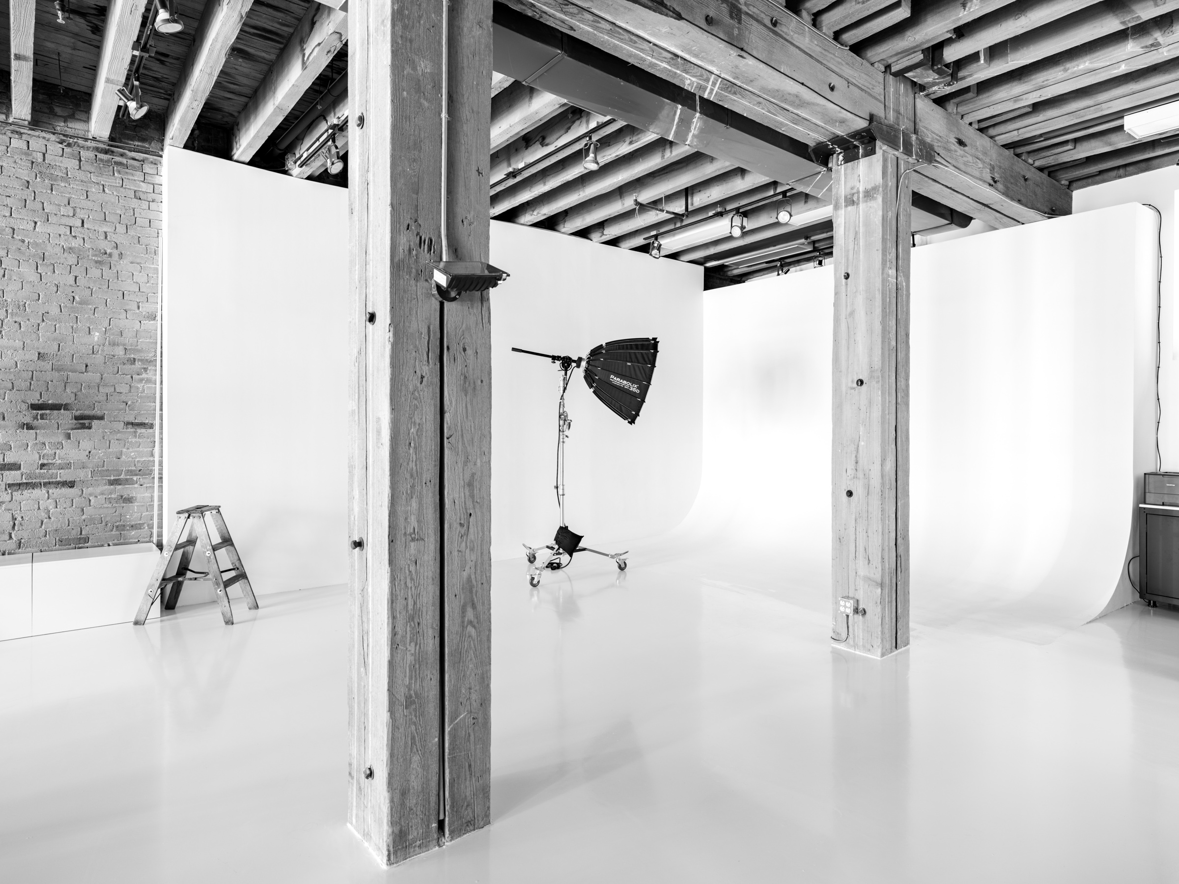 Old port Montreal Photo studio for rent